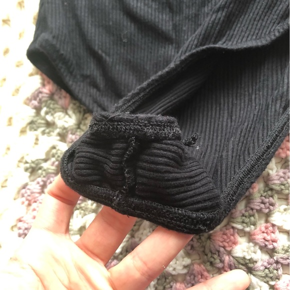 Pull & Bear Ribbed Black Bodysuit - Picture 4 of 9